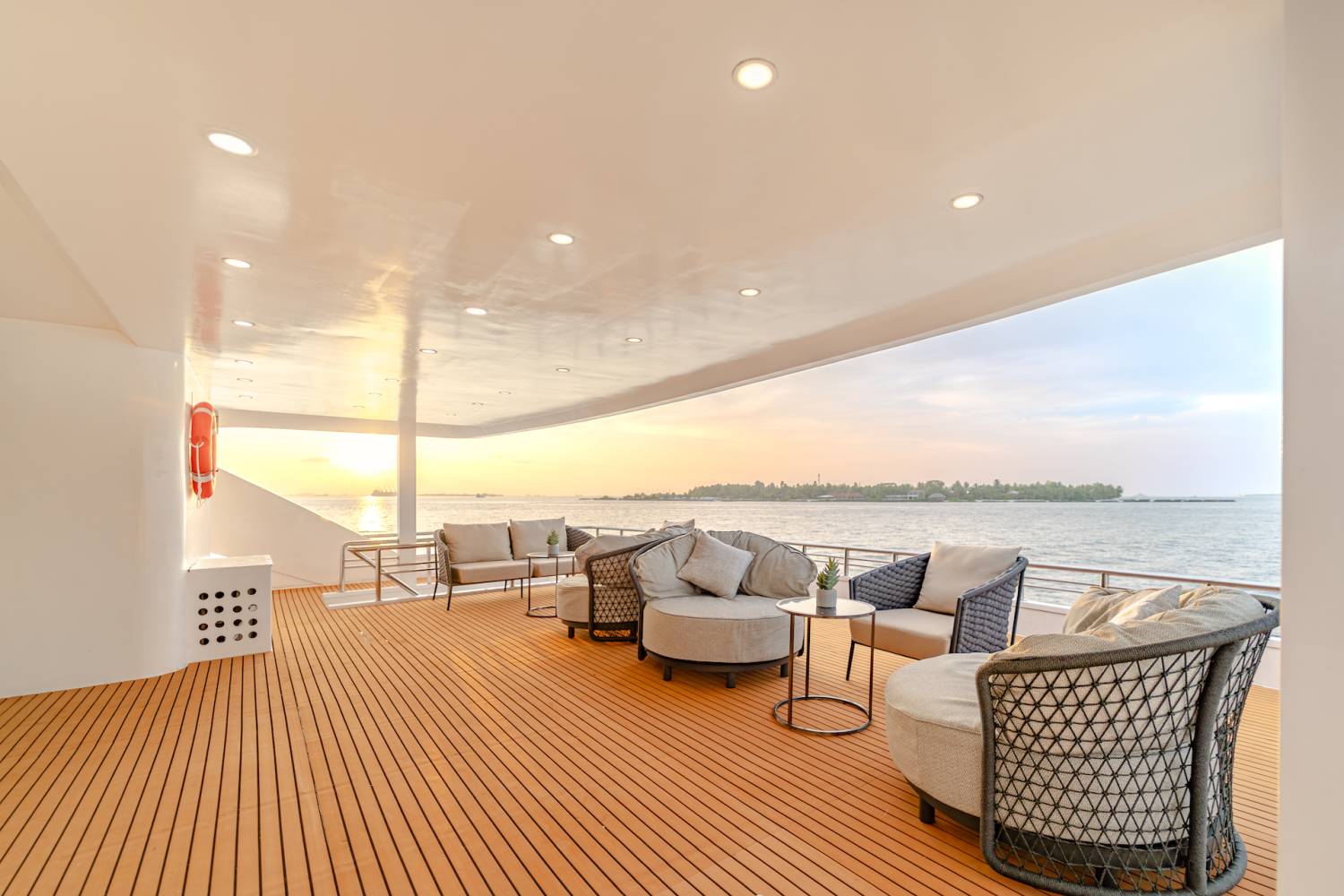 【Maldives】Liveaboard - Maldives Legend X 5 Days / 8 Days