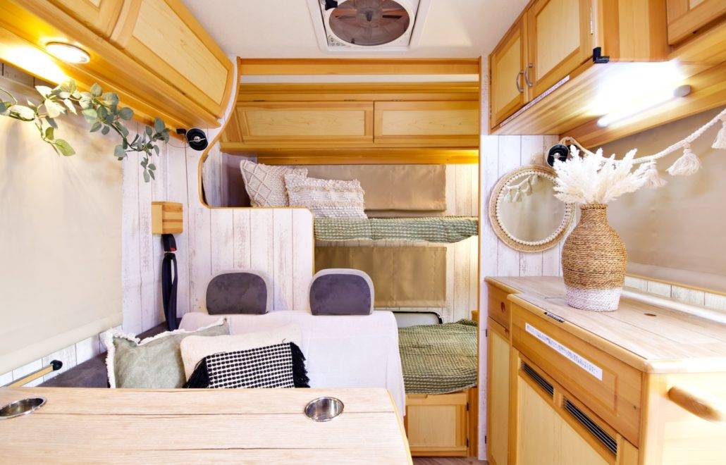 【Tokyo】Japan 6ppl RV Caravan 24 hours Rental Experience(JTS-Cosmo)
