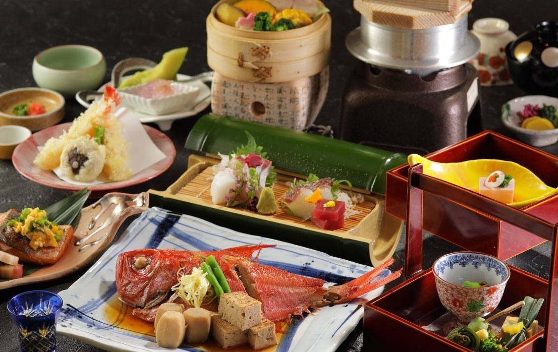 【神子元島】2025年8月23至27日 與鎚頭鯊共游潛水5日4夜旅遊潛水團 *隨團教練Berry*