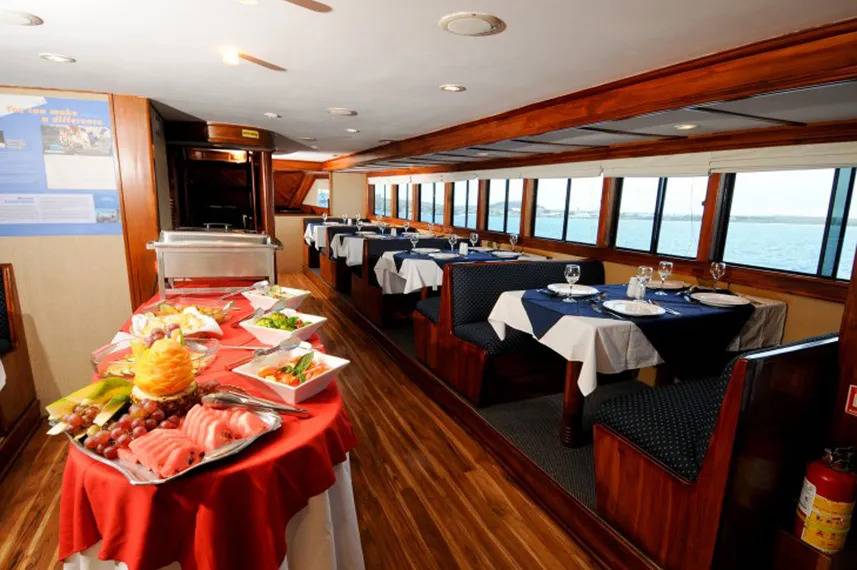 【Ecuador】Liveaboard- Letty Yacht Diving Package