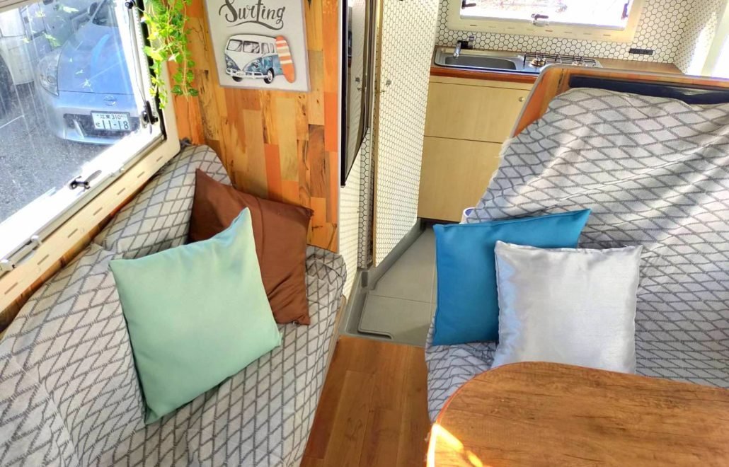 【Hokkaido】Japan 6ppl RV Caravan 24 hours Rental Experience(JTHM)