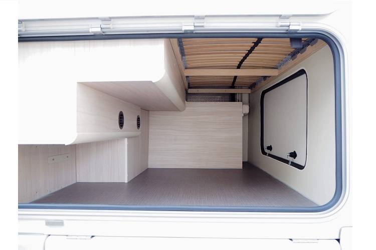 【大阪】六人日本露營車自駕遊租用體驗(C-52SP)