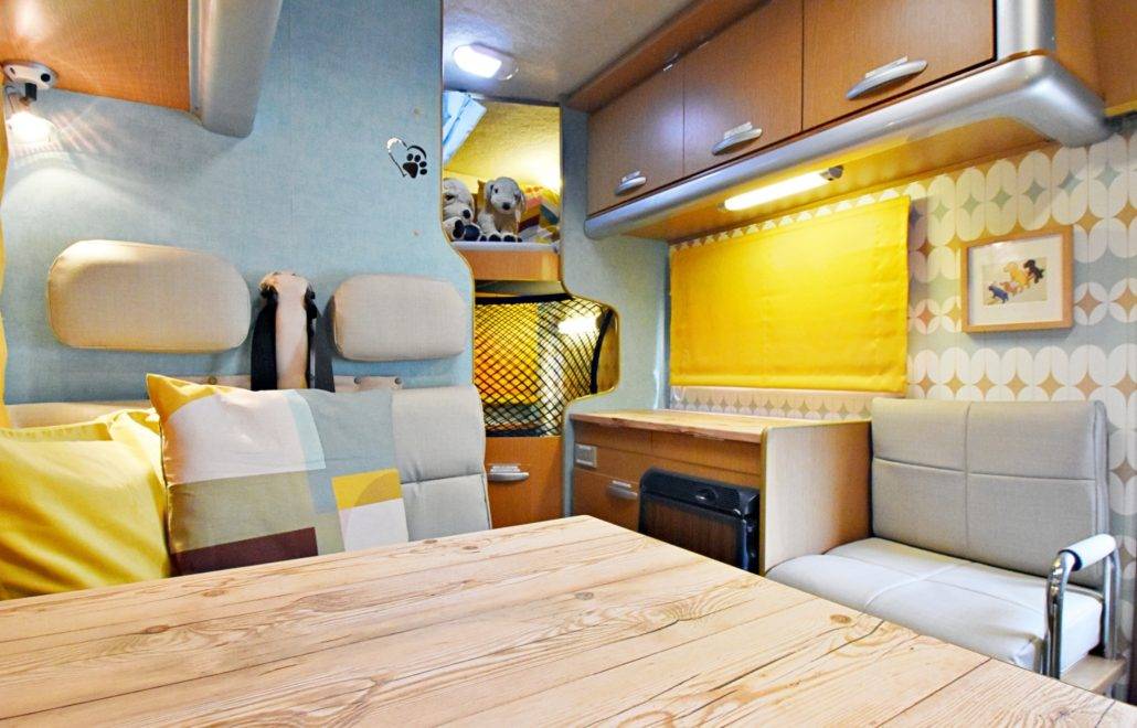 【Tokyo】Japan 6ppl RV Caravan 24 hours Rental Experience(JTSMN)