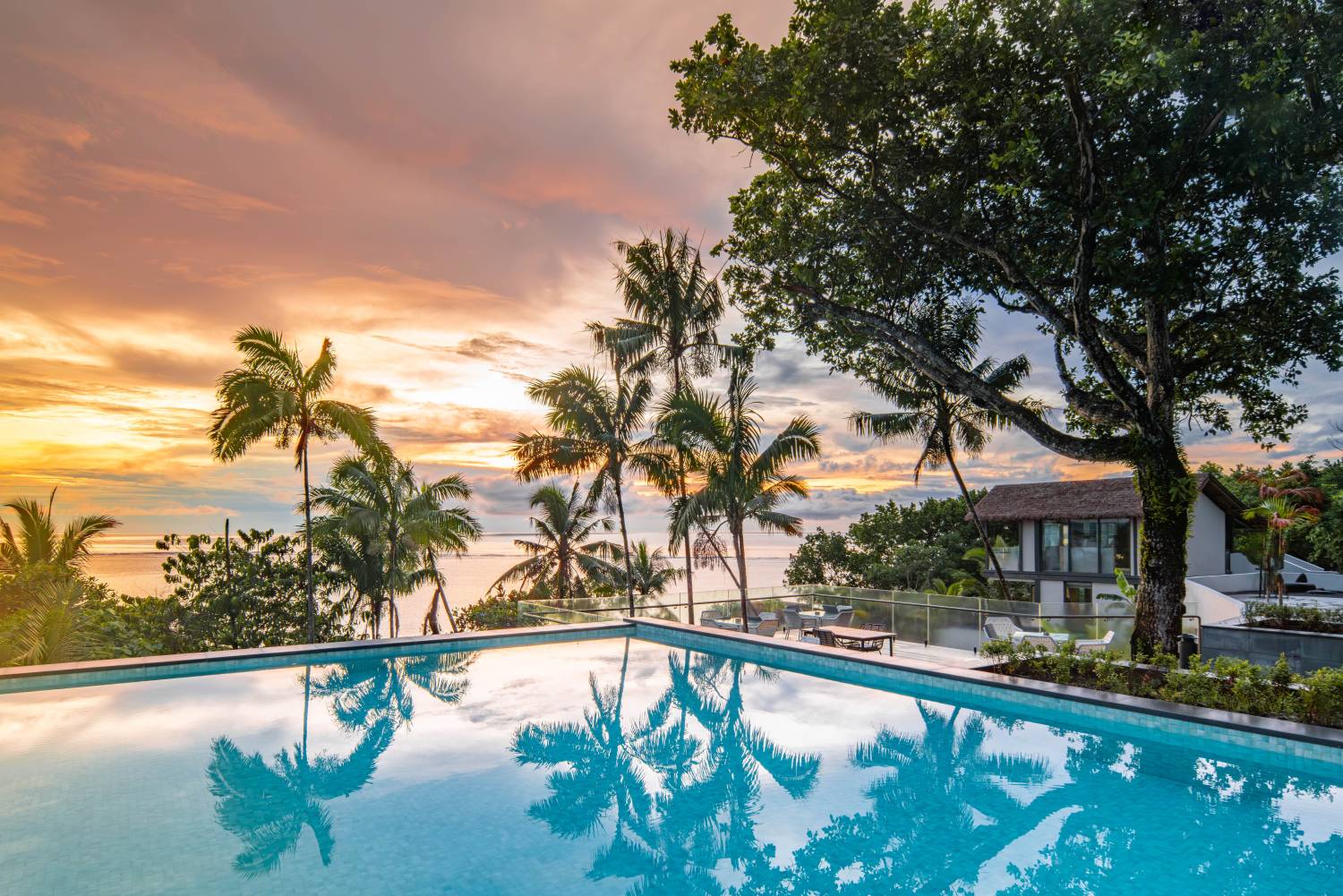 【帛琉香港直航】- Palau Sunrise Sea View Landison Retreat 帛琉機票自由行套票