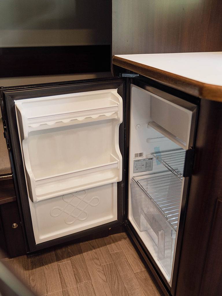 【New Chitose Airport】Japan Hokkaido RV Caravan Rental Experience(DS-Regard NEO)