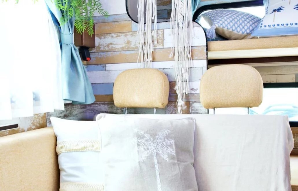 【Osaka】Japan 5ppl RV Caravan 24 hours Rental Experience(JOSS)