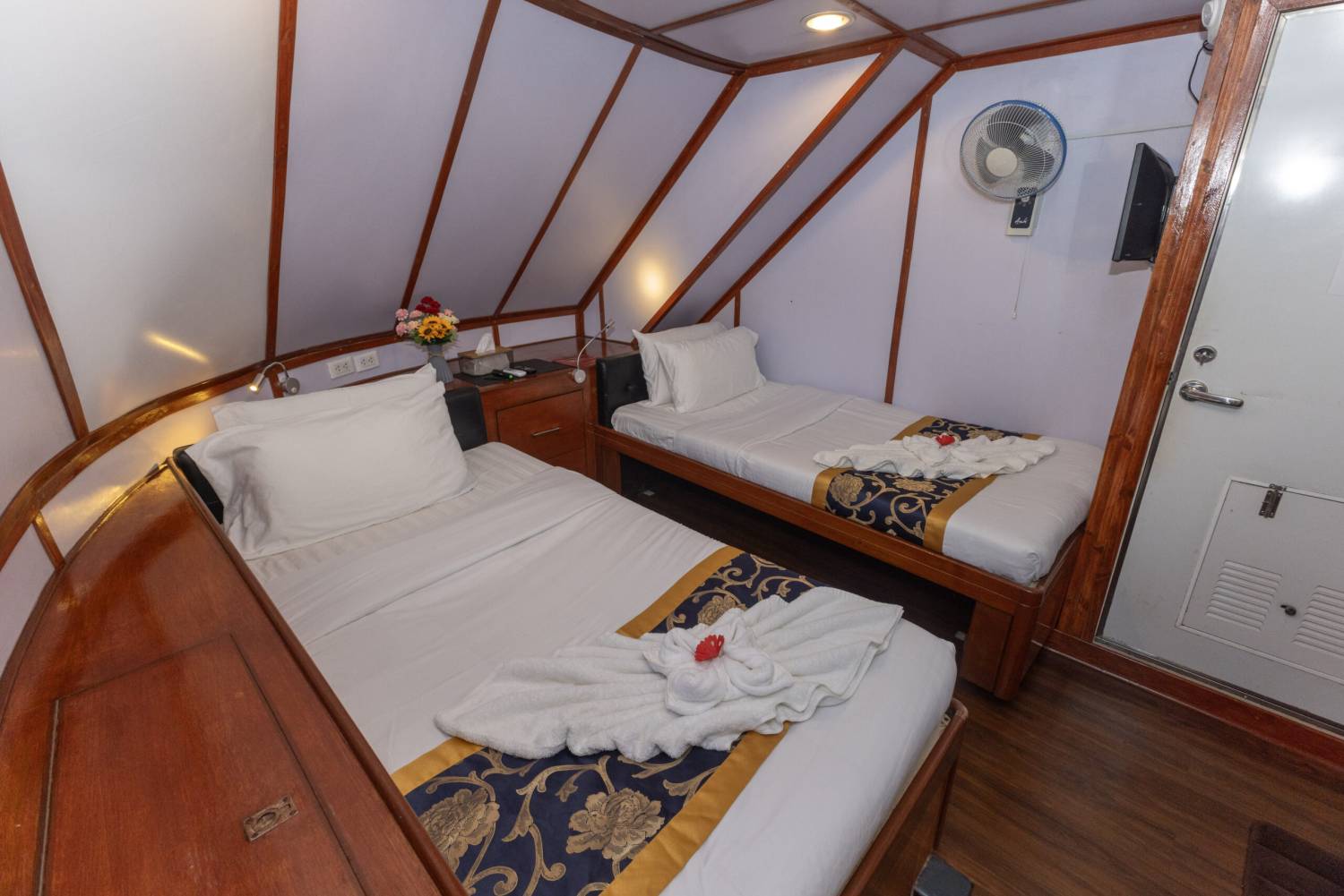 【Tubbataha】Atlantis Dive Resort & Liveaboard - Atlantis Infiniti