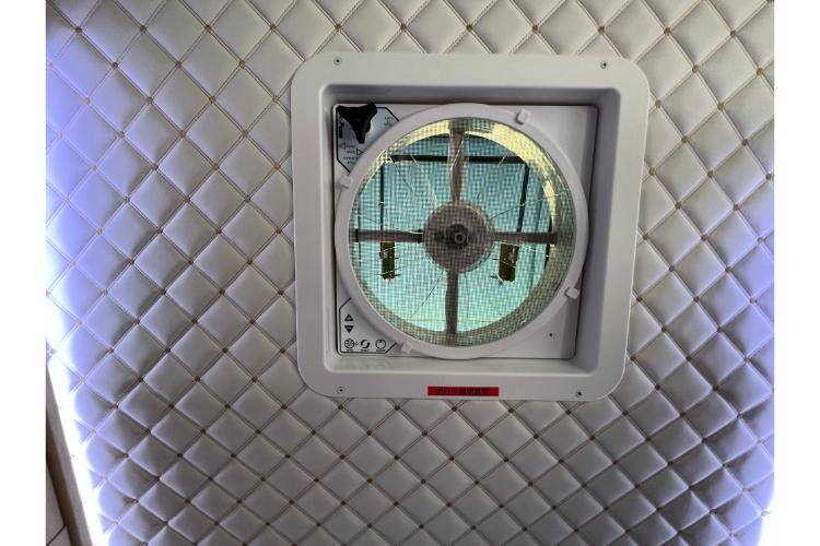 【Tokyo】Japan Rental Caravan RV Road Trip Experience (C-Happy1 Premium)