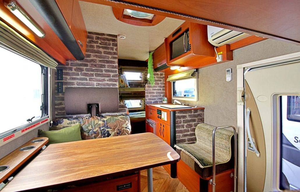 【Hokkaido】Japan 6ppl RV Caravan 24 hours Rental Experience(JTHP)