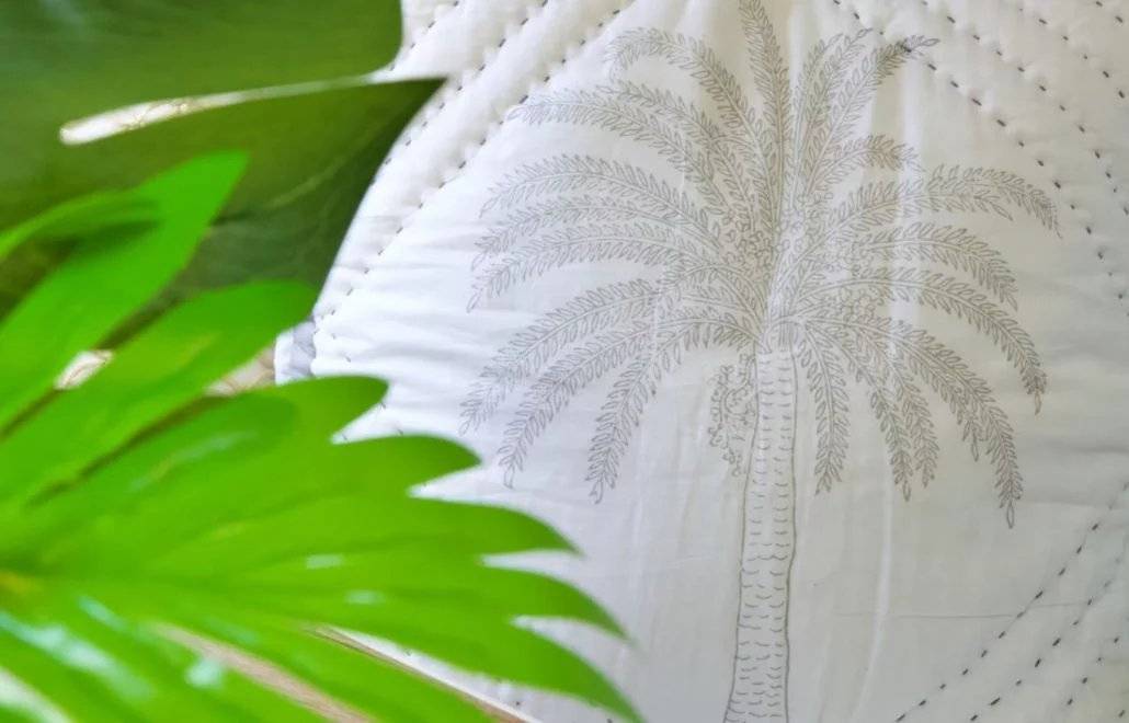 【北海道】六人日本露營車24小時自駕遊租用體驗(JSM-Bayside)