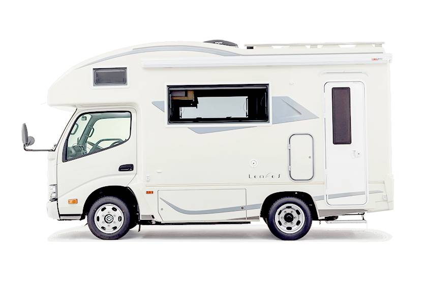 【New Chitose Airport】Japan Hokkaido RV Caravan Rental Experience(DS-Corde Leaves)