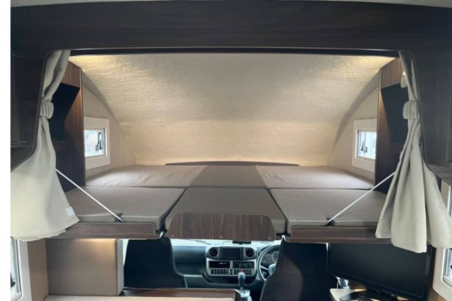 【Tokyo】Japan Kanto Rental Caravan RV Road Trip Experience (Robinson L66)