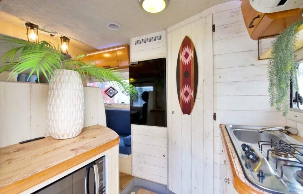 【Tokyo】Japan 6ppl RV Caravan 24 hours Rental Experience(JTM-OCeans)