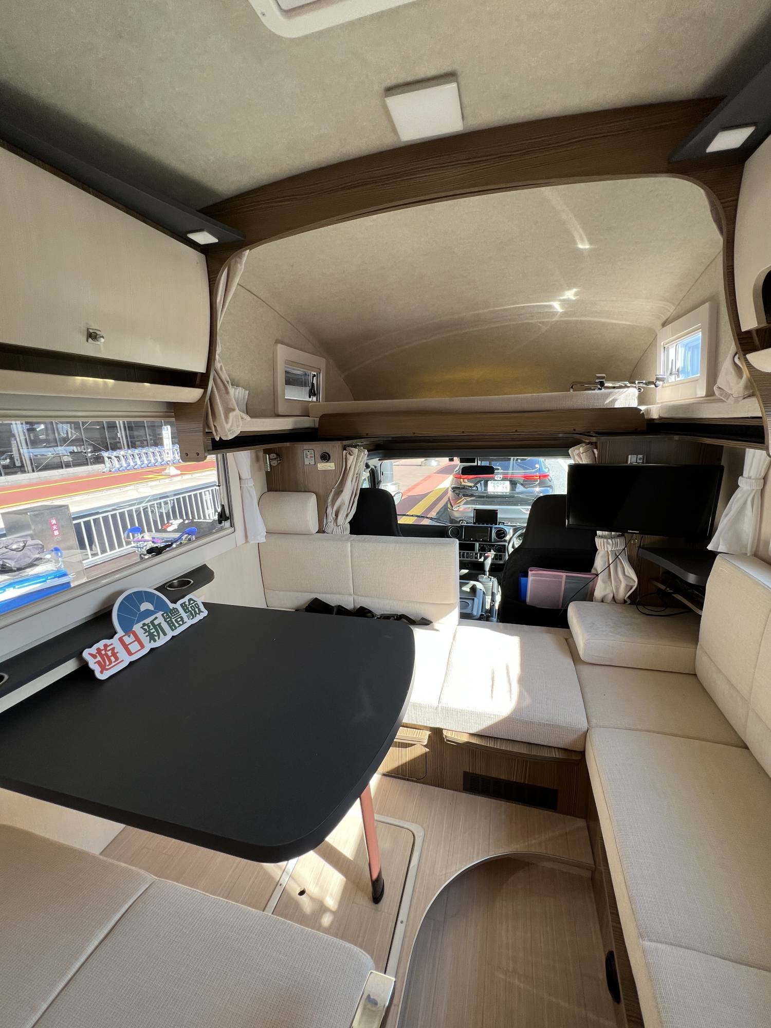 【Narita Airport】Japan Tokyo Caravan 24 hours Rental Experience(VT-ZiL5)