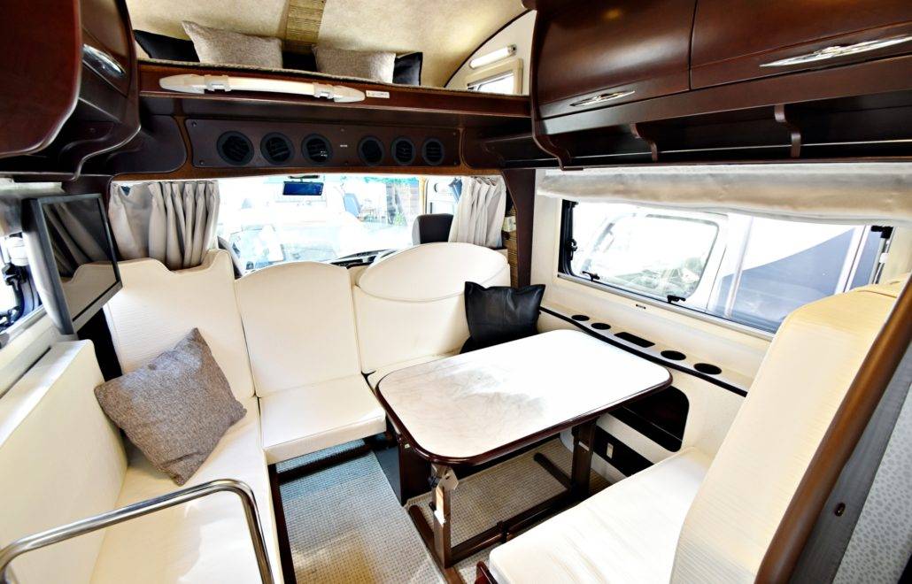 【Tokyo】Japan 6ppl RV Caravan 24 hours Rental Experience(JTHR)