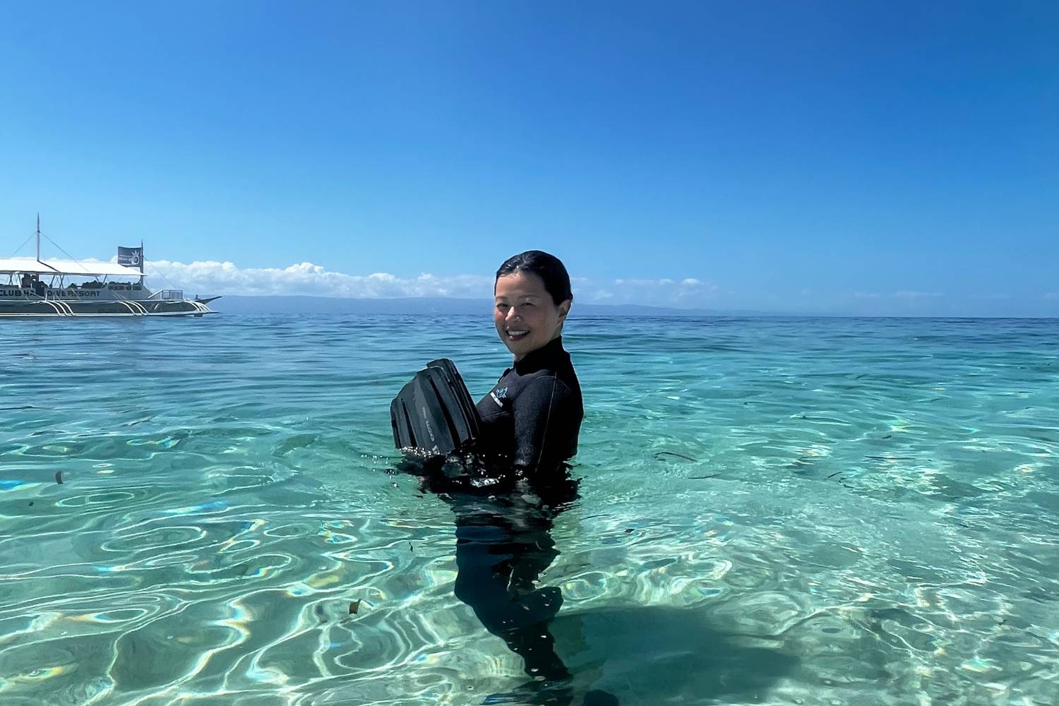 【潛水用品】Young's Holidays 制定潛水衣 (「viutv 潛在挑戰中」同款)