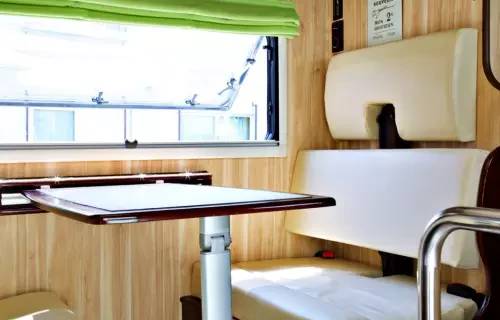 【Tokyo】Japan 6ppl RV Caravan 24 hours Rental Experience  (JTM-Luminous)