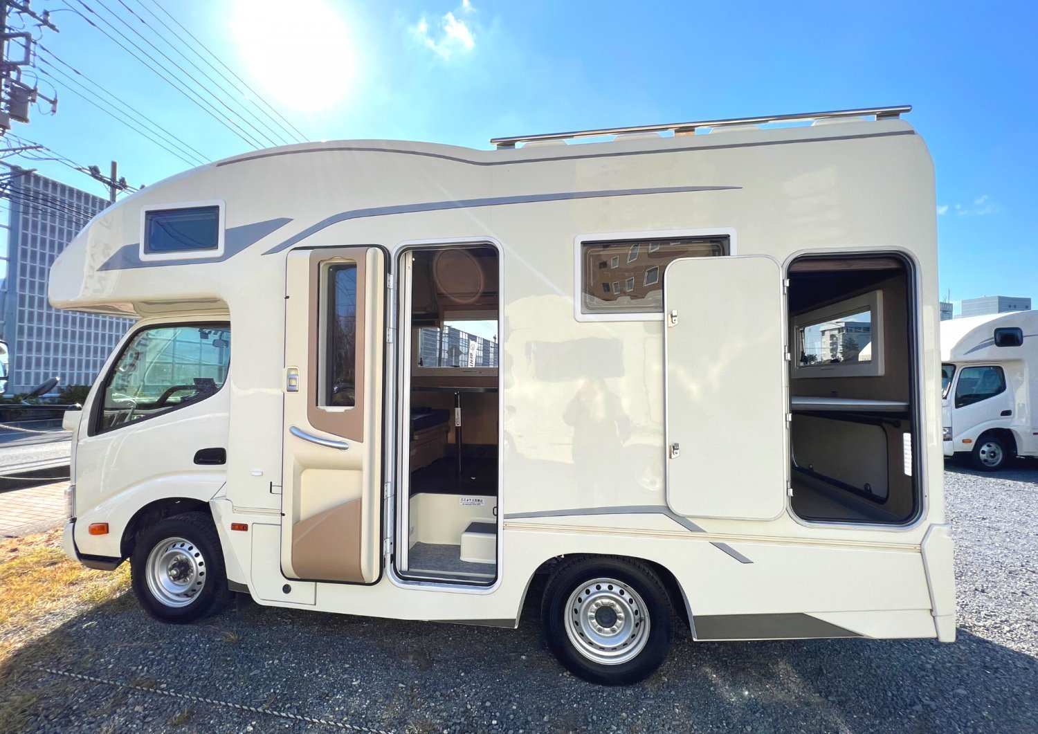 【露營式旅行】東京租借露營車24小時體驗 (5人)