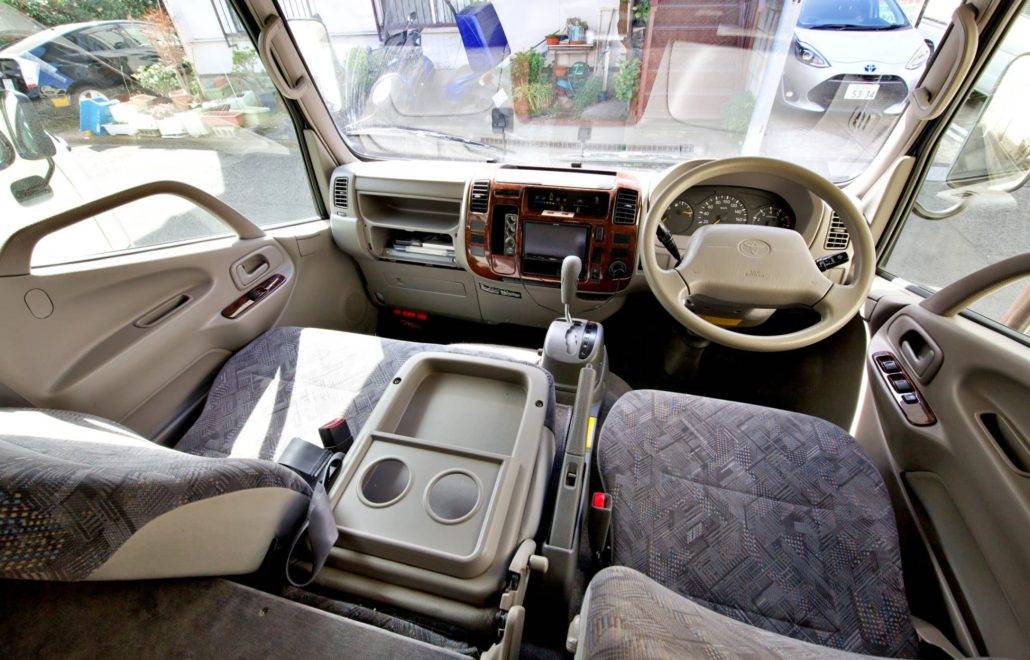 【Tokyo】Japan 6ppl RV Caravan 24 hours Rental Experience(JTS-Leaf)