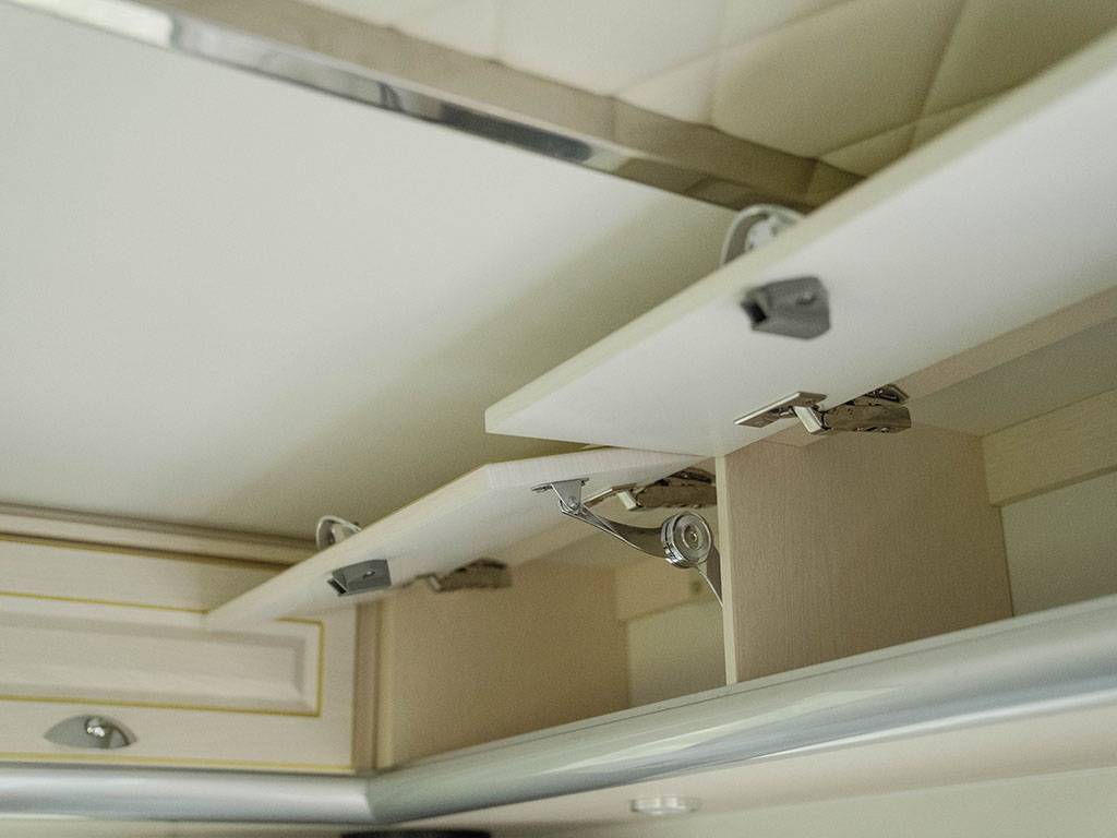 【New Chitose Airport】Japan Hokkaido RV Caravan Rental Experience(DS-Happy1)